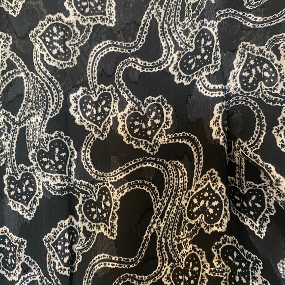 Rebecca Taylor Silk dress w grosgrain ribbon waist.  Pattern of heart flowers - Picture 2 of 9